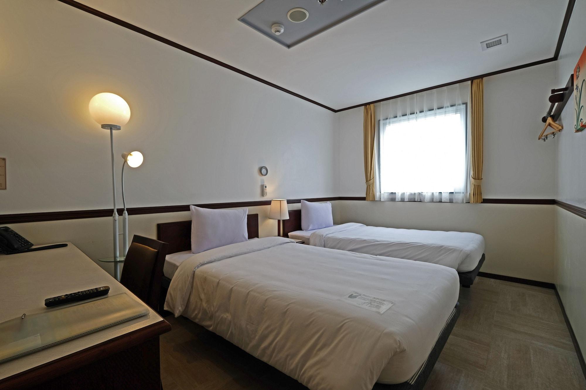 Toyoko Inn Себу Экстерьер фото